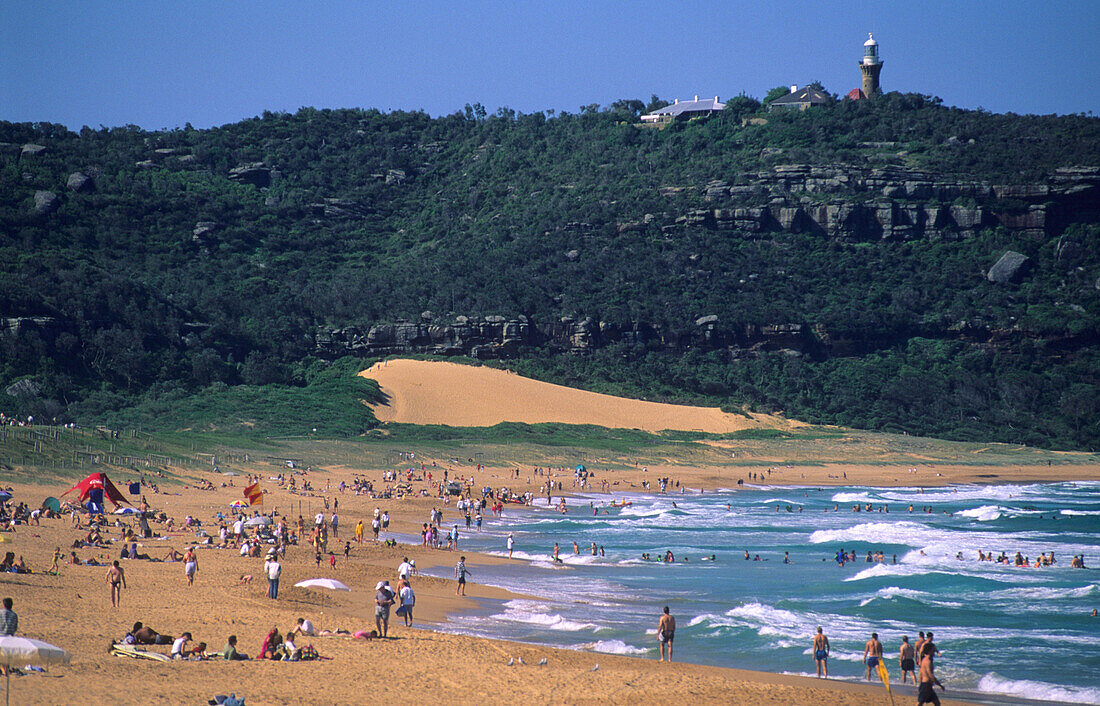 Palm Beach, im Hintergrund Barrenjoey Leuchtturm, Sydney, New South Wales, Australien