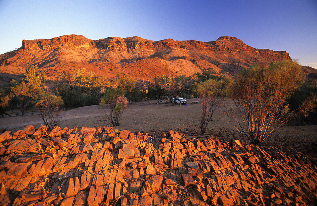 Camp am Fusse des Mt. Chambers in den nördlichen Flinders Ranges, Südaustralien, Australien