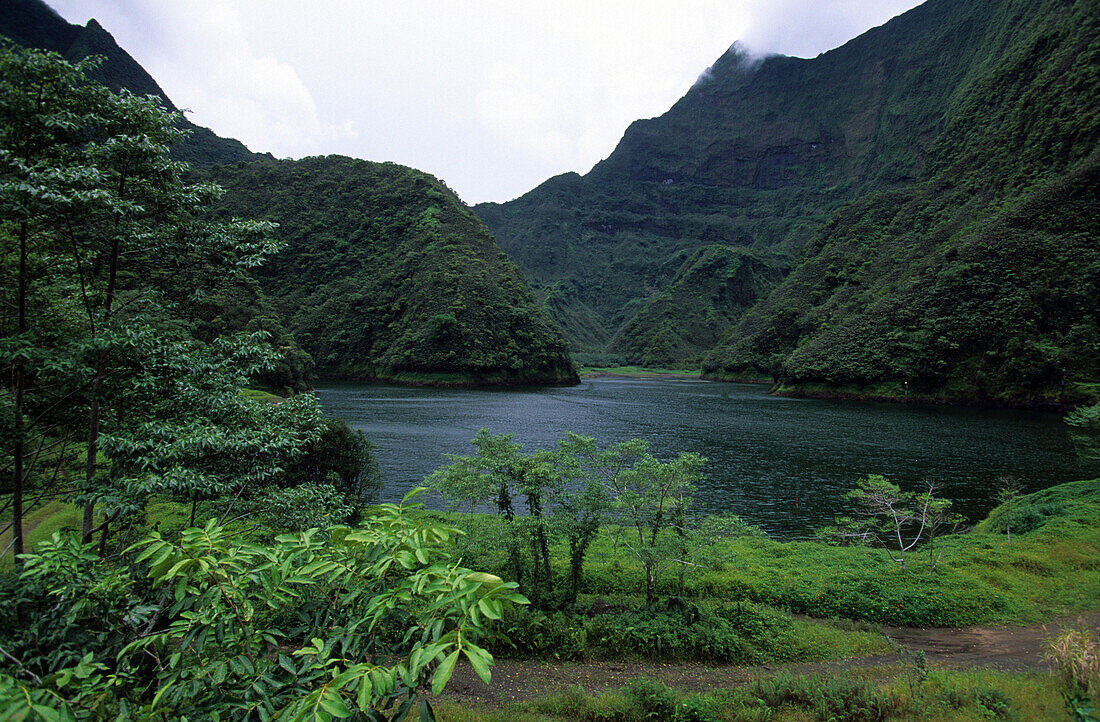 Der Vaihiria See, Lac Vaihiria, im Inneren der Insel, Tahiti, Französisch Polynesien, Südsee