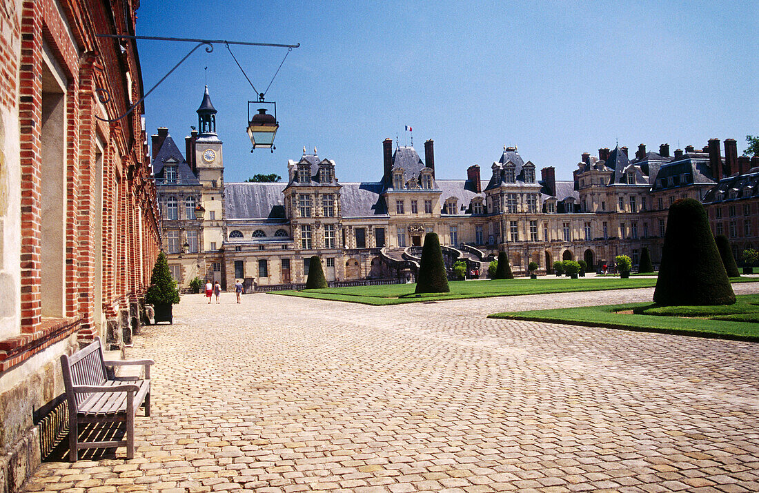 Château de Fontainebleau (1527). France