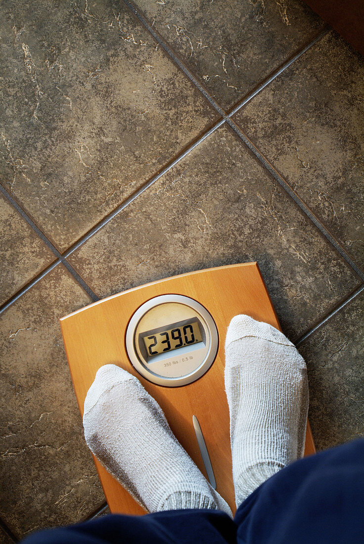  Adult, Adults, Bathroom scales, Color, Colour, Concept, Concepts, Detail, Details, Feet, Floor, Floors, Foot, Human, Indoor, Indoors, Inside, Interior, Measure, Measurement, Measures, Measuring, One, One person, People, Person, Persons, Scales, Single pe