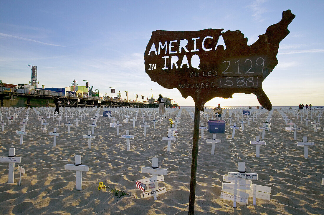 Memorial for Irak war dead at Santa Monica beach, Santa Monica Pier , Los Angeles, California, USA