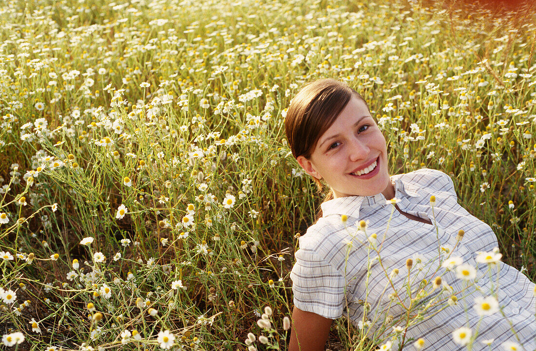 ry, Country, Countryside, Daytime, Exterior, Facial expression, Facial expressions, Facing camera, Fe