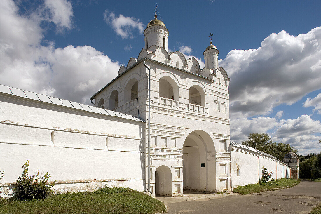 Church over the Gate (1515), Convent of the Intercession founded in 1364, Suzdal. Golden Ring, Russia