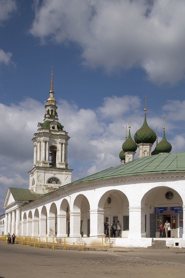 Red or Fine rows (1789-1800), trading arcade by architect Karl von Kler, Kostroma. Golden Ring, Russia