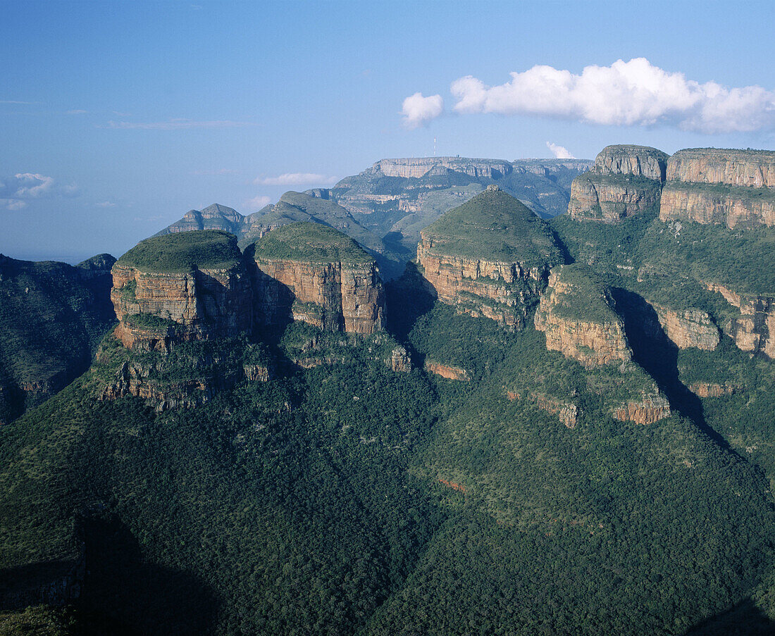 The Three Rondavels, Blyde River Canyon, … – Bild kaufen – 70126570 ...