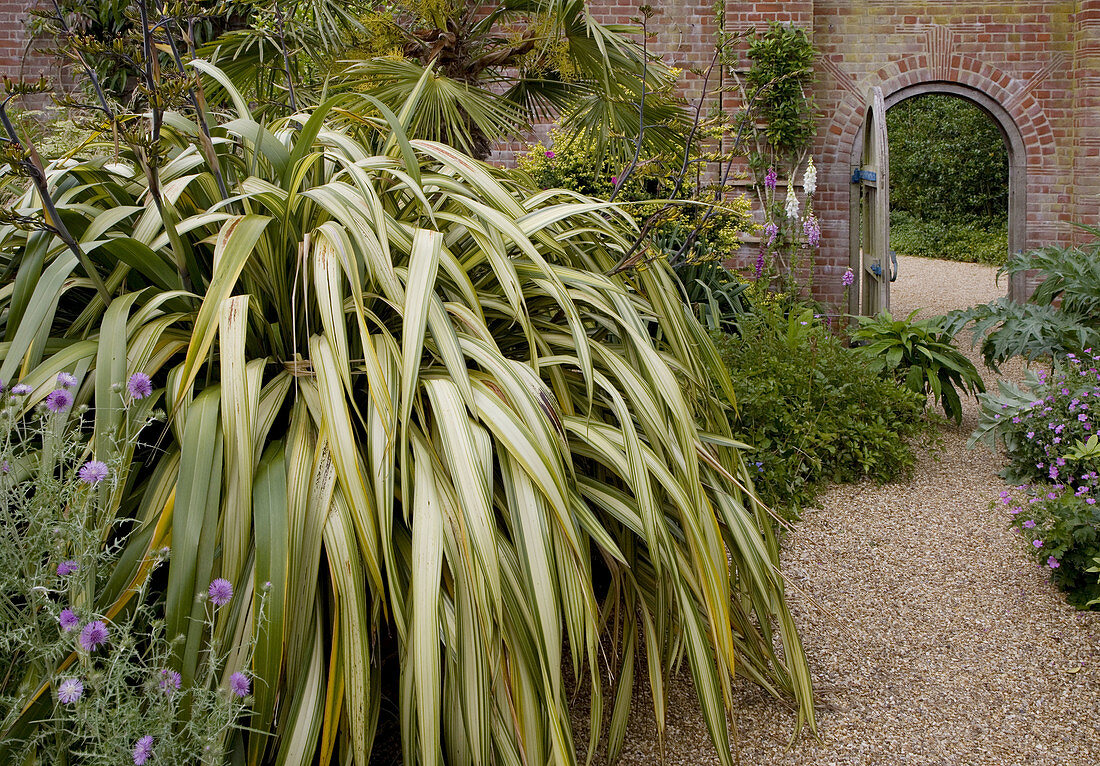 Garden Border Gateway