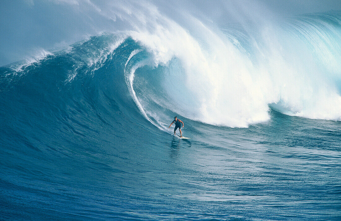 Surfing. Maui. Hawaii