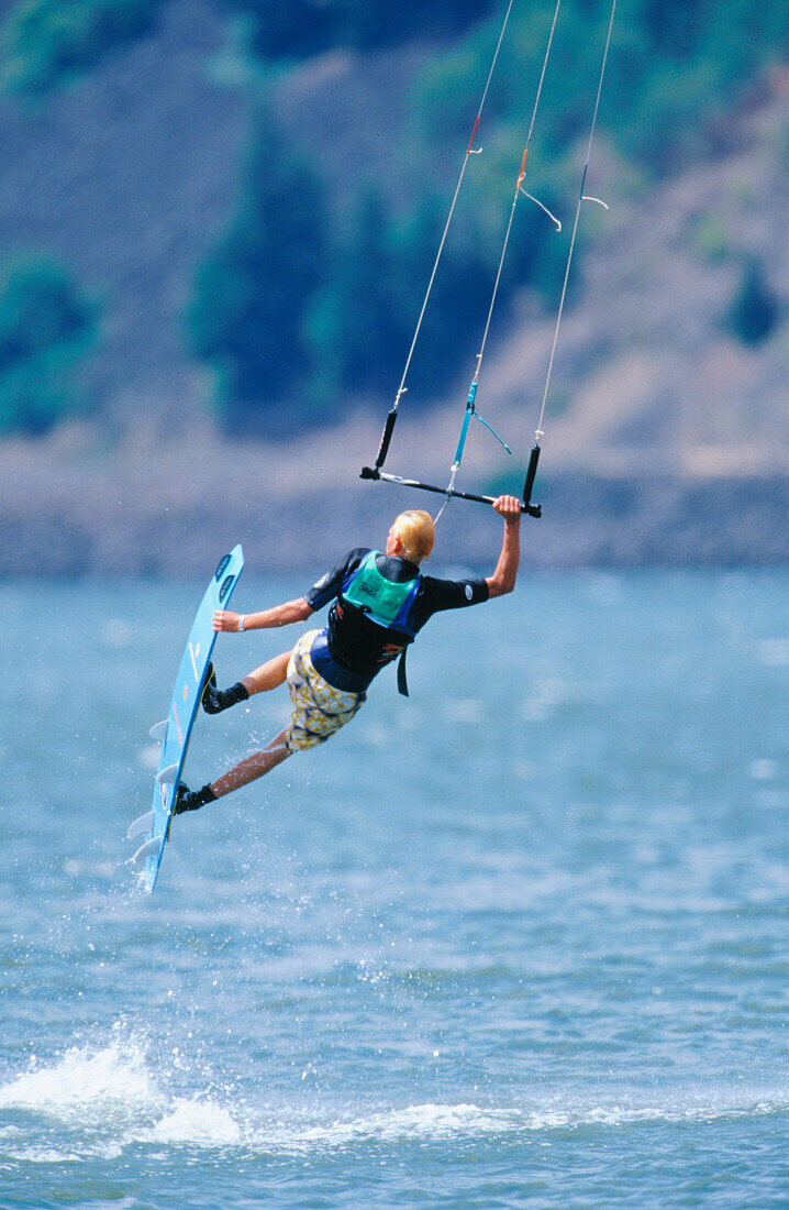Kiteboarding. Columbia River. Oregon. USA