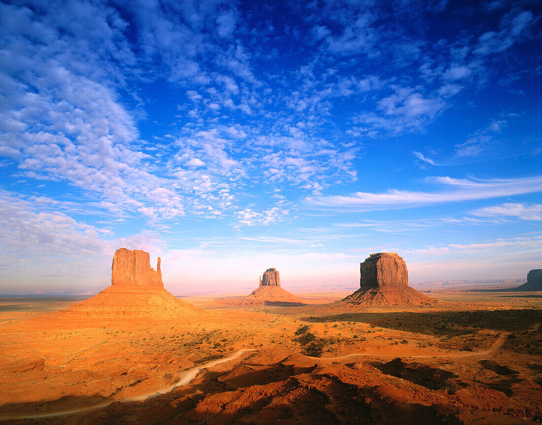 West, East and Merrick Buttes. Monument Valley. Arizona. USA