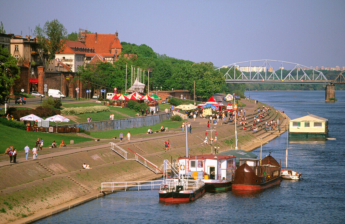 Bulwar Filadelfijski and Vistula River. Torun. Pomerania. Poland