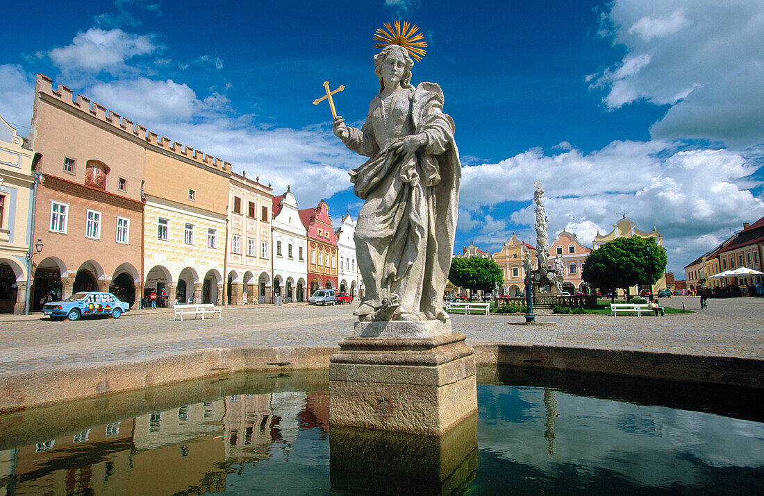 Fountain. Namesti Zachariase z Hradce. Telc. South Moravia. Czech Republic