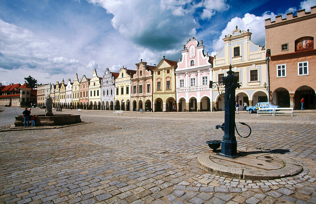 Renaissance houses (16th century). Namesti Zachariase z Hradce. Telc. South Moravia. Czech Republic