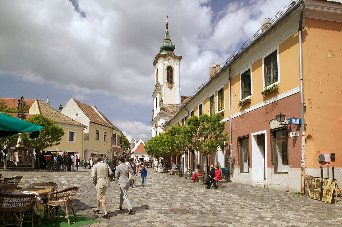 Danube river tourist town of Szentendre. Fo Ter (Square) & Blagovestenska Church (b.1754). Szentendre. Danube bend. Hungary. 2004.