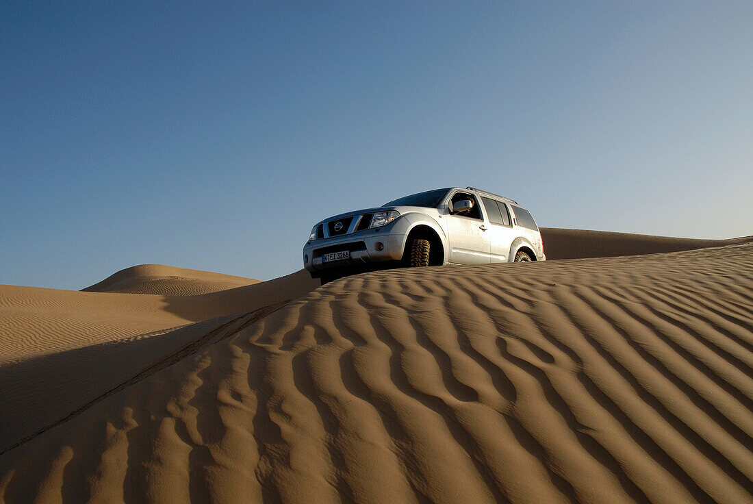 Offroad 4x4 Sahara Reisen, Wüsten Tour mit Geländewagen, Bebel Tembain, Sahara, Tunesien, Afrika, mr