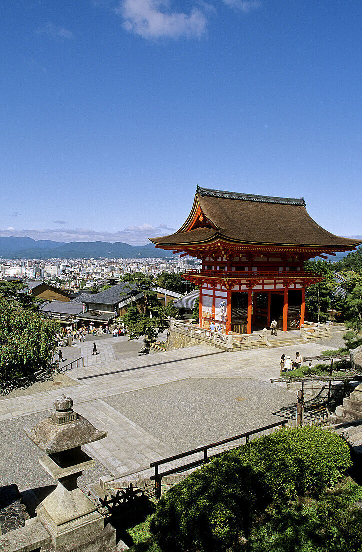 Kiyomizu-dera temple, Kyoto. Kansai, Japan