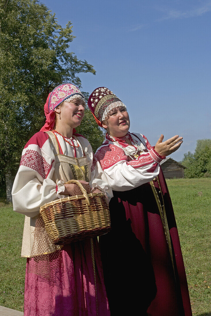 Traditional costumes. Traditional wedding. Museum of wooden architecture. Vitoslavitsy. Russia.