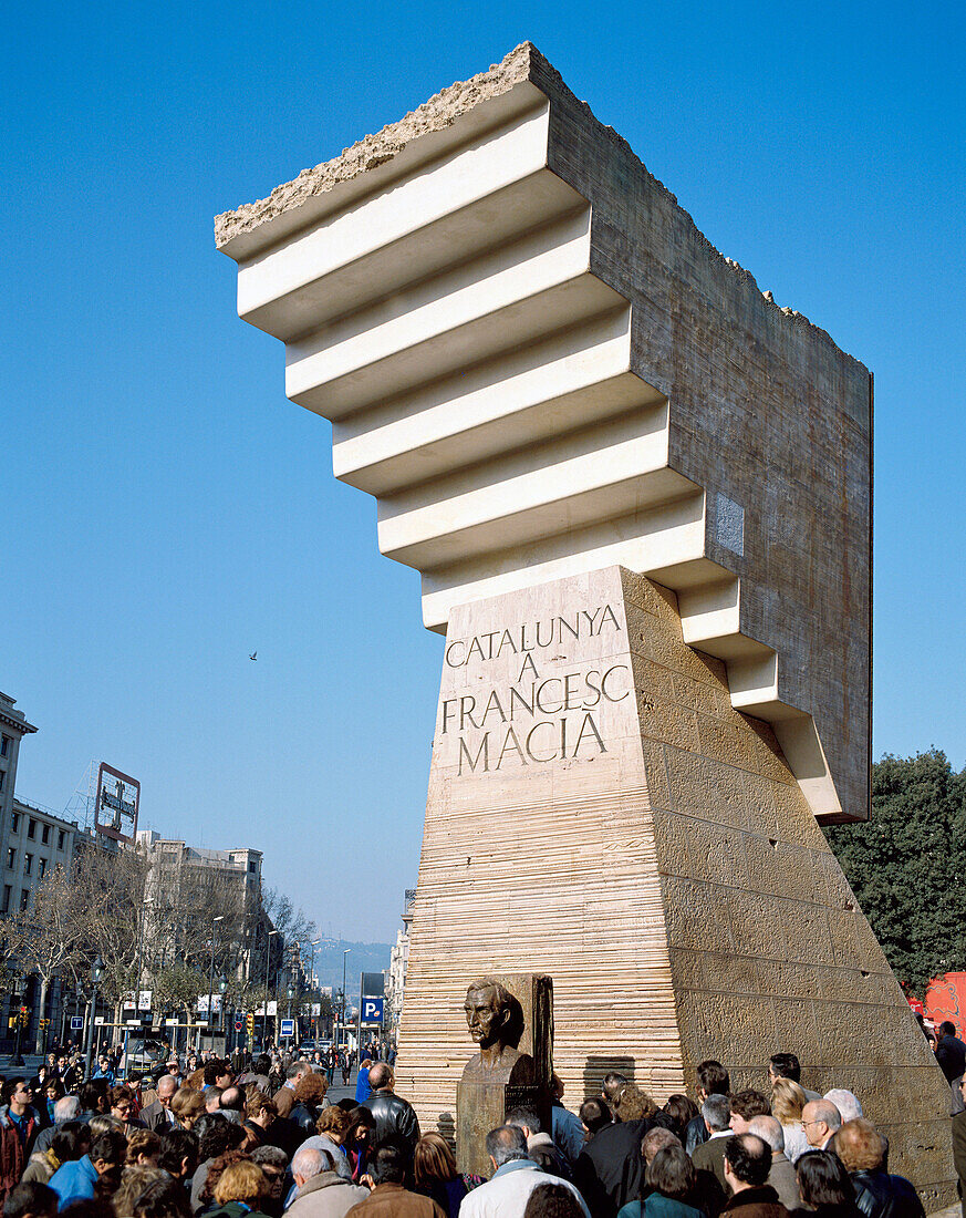 Monument to Catalan political leader Francesc Macià by sculptor Josep Maria Subirachs. Plaça de Catalunya. Barcelona, Spain