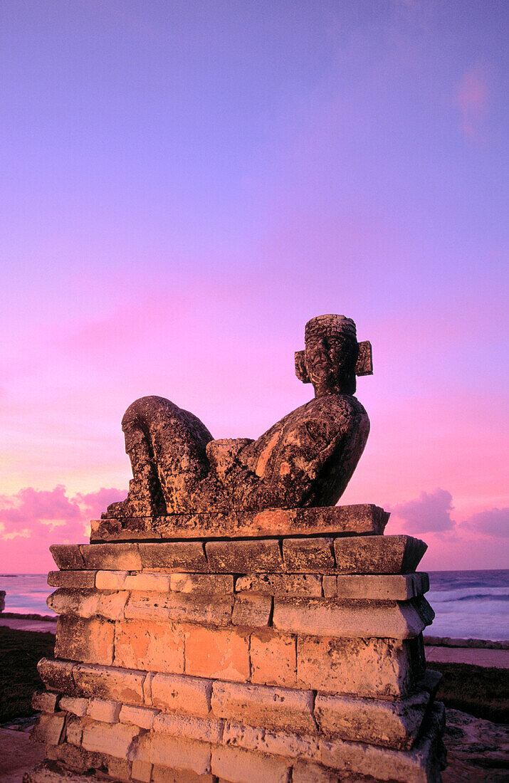 Chac Mool beach. Cancun. Mexico