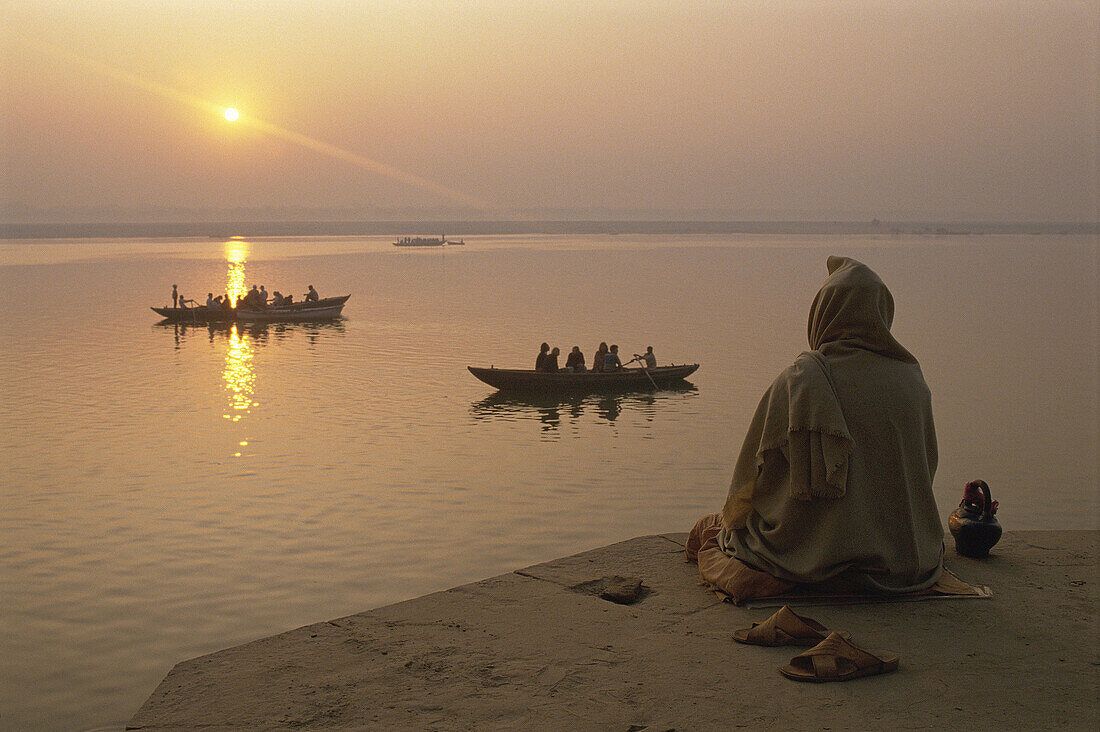 Ganges River. Varanasi (Banaras), Uttar Pradesh. India