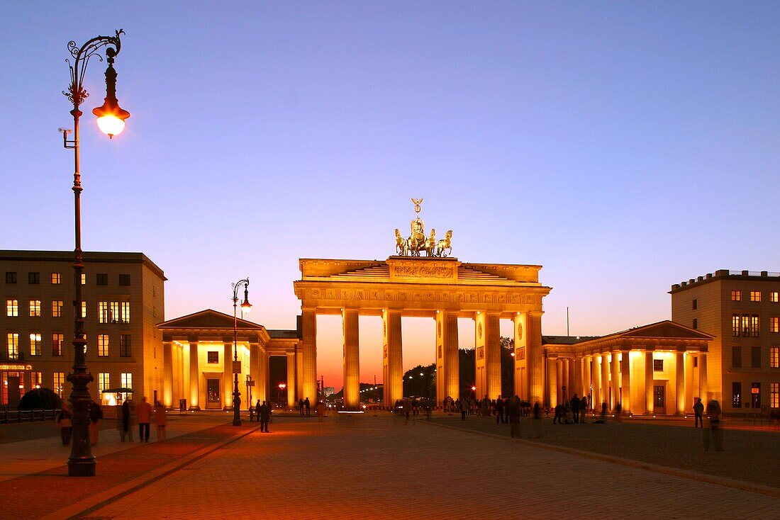 Berlin, Brandenburg gate, sunset