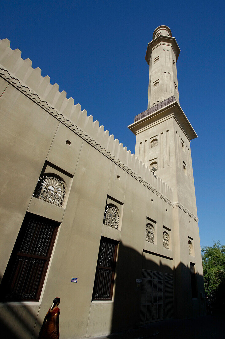 United Arab emirates Dubai, Bur Dubai, The Grand mosc ,indian women