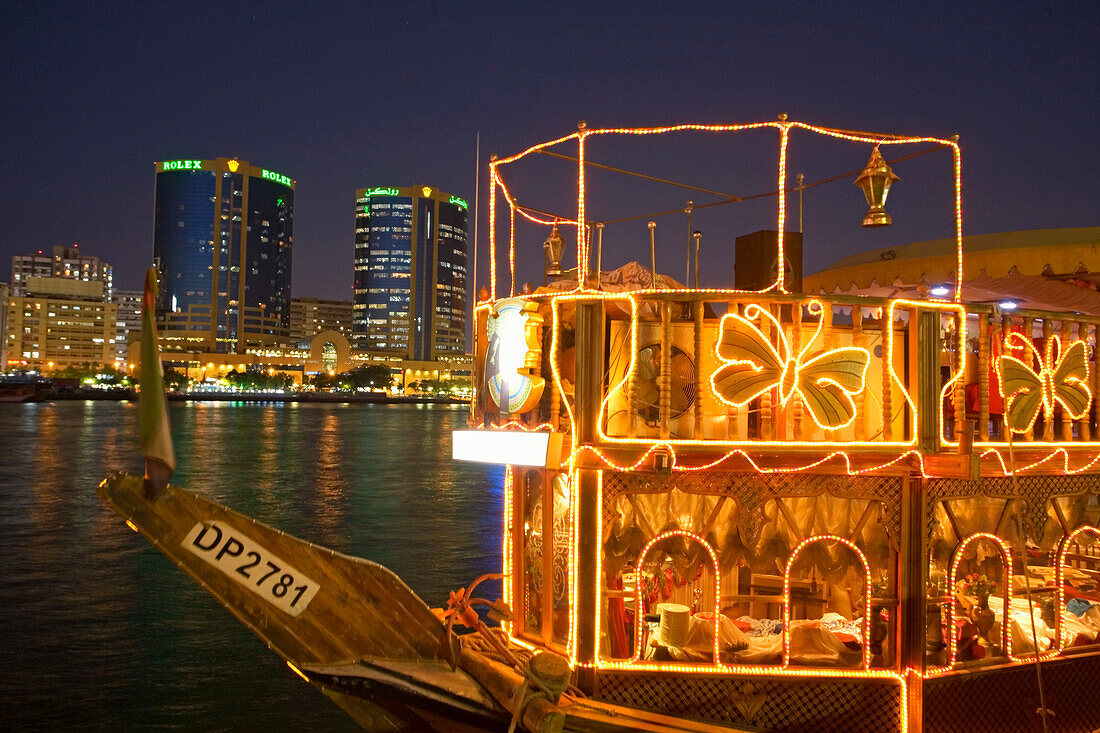 Dubai Creek Promenade Skyline Twin towers Rolex headquarter Restaurant boat