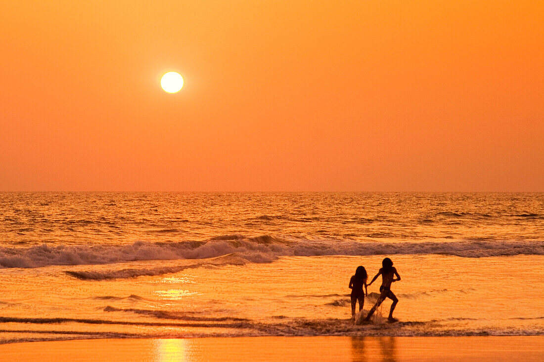 India Kerala Vakala beach Sonnenuntergang