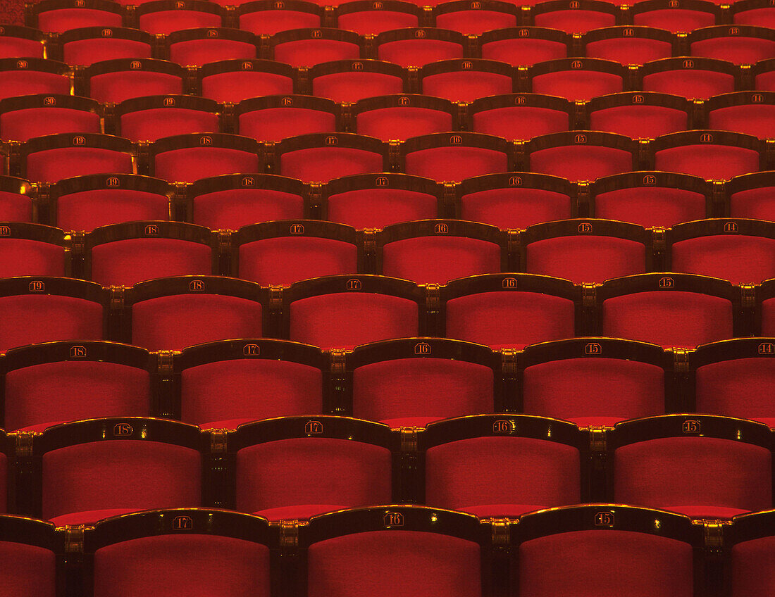  Background, Backgrounds, Chair, Chairs, Color, Colour, Empty, Horizontal, Indoor, Indoors, Interior, Line, Lines, Nobody, Red, Row, Rows, Seat, Seats, Silence, Theater, Theaters, Theatre, Theatres, CatV5, 10533, agefotostock 