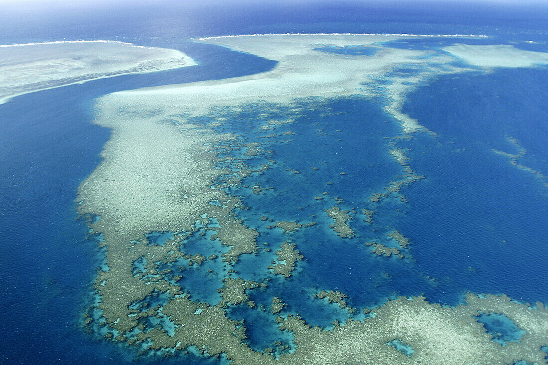 Pass S-shaped. Mayotte.