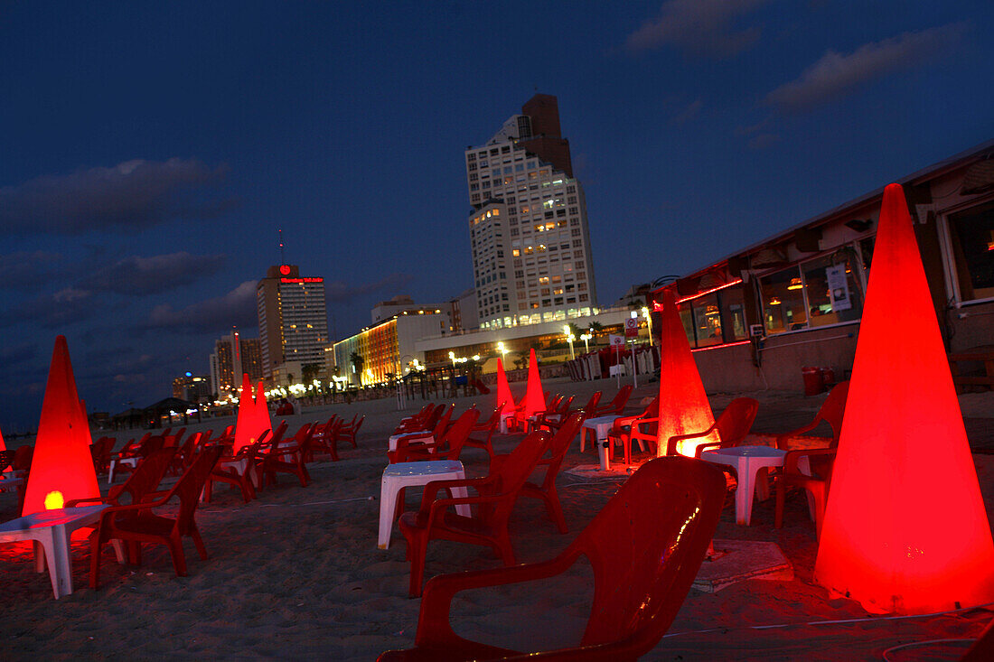 Night Beach Café La Mer, Tel Aviv, Israel