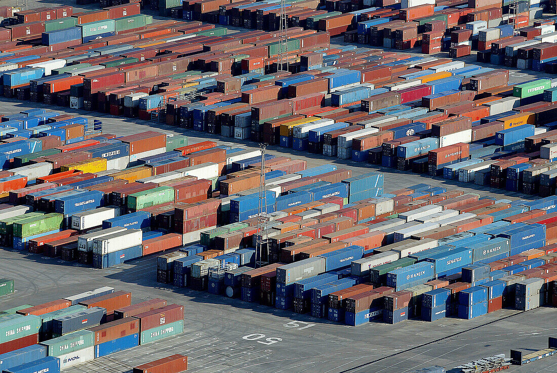 Containers terminal. Barcelona harbour. Catalunya. Spain