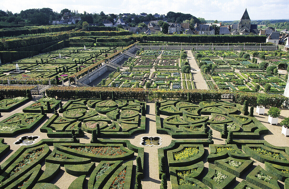 Gardens, Château de Villandry. Indre-et-Loire, France