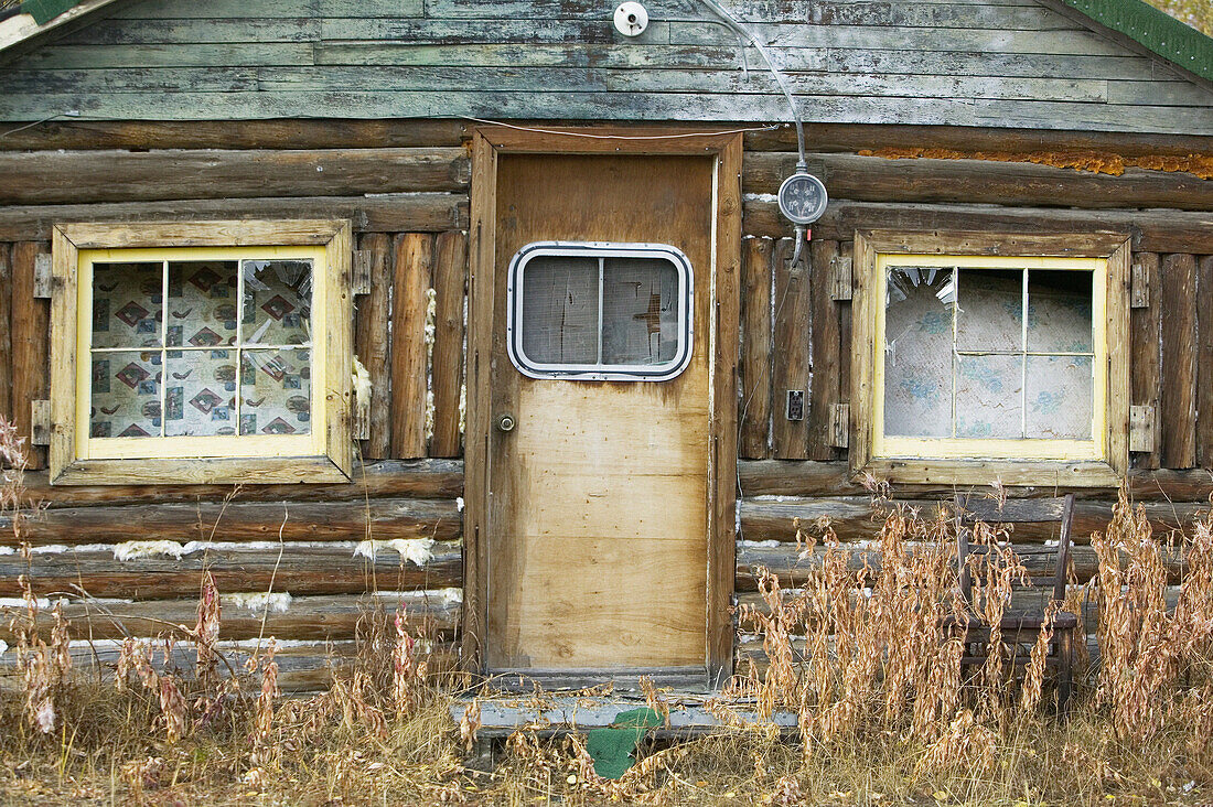 Old miner s cabin. Early 20th century staging camp for Yukon Gold Prospectors. Interior. Copper Center. Alaska. USA.