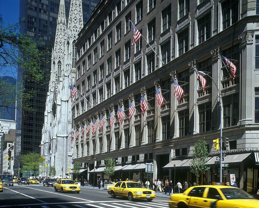 Saks store at Fifth Avenue, Manhattan. New York City, USA