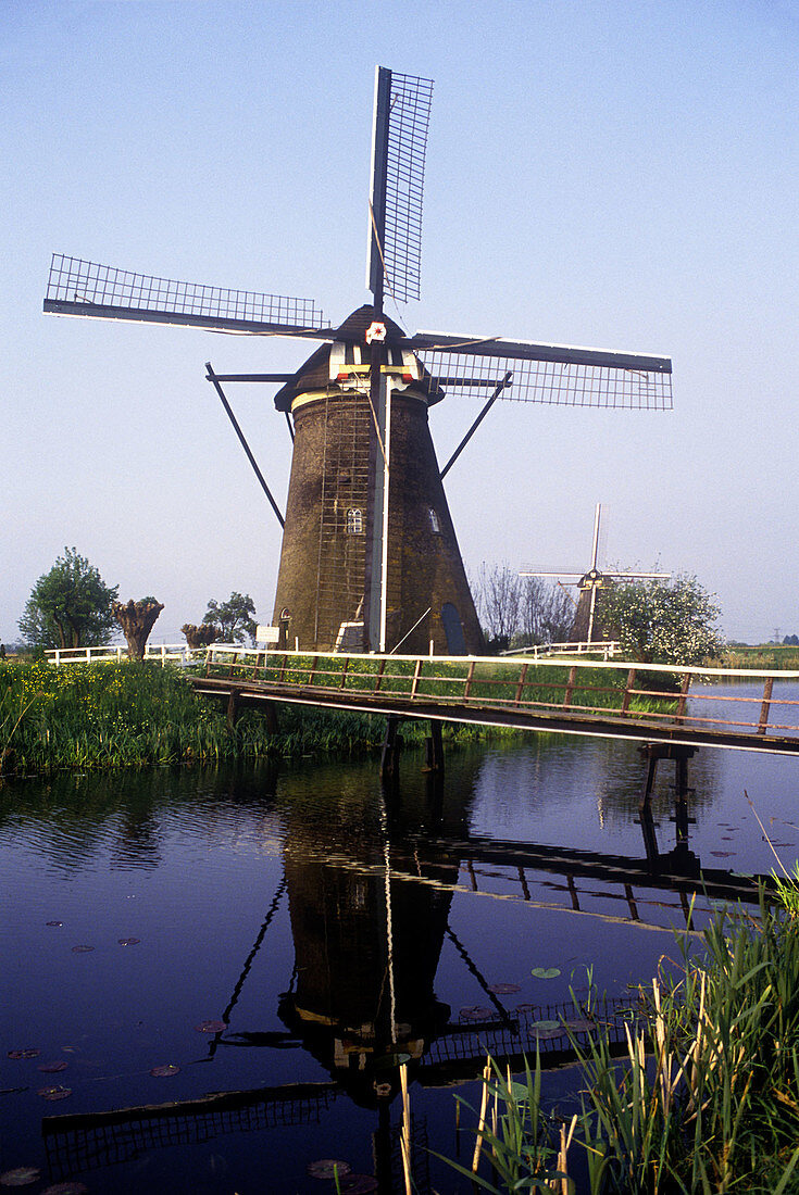 Windmill. Kinderdijk. Holland
