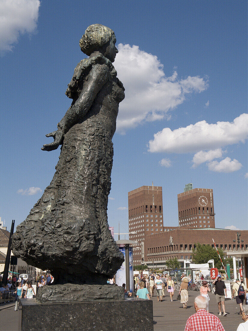 Statue and City Hall, Aker Brygge, Oslo, Norway