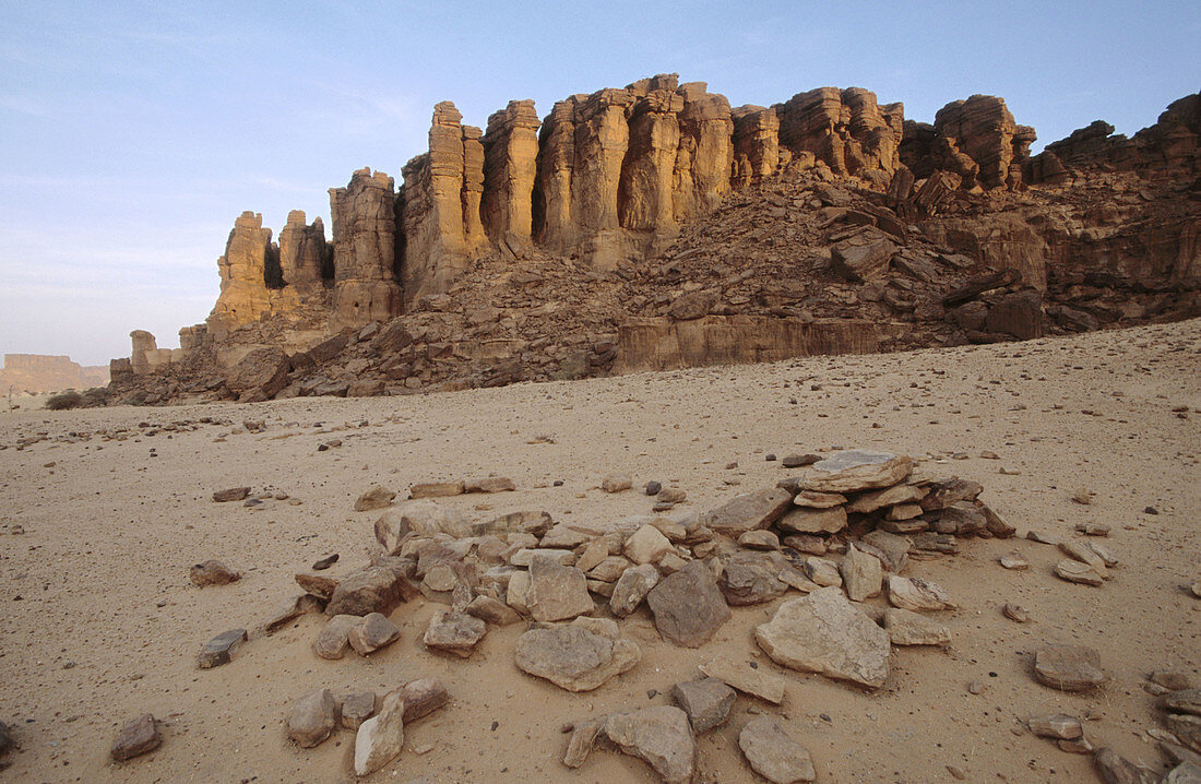 Ennedi Massif, between Guelta d Archei and Bachikele. Chad