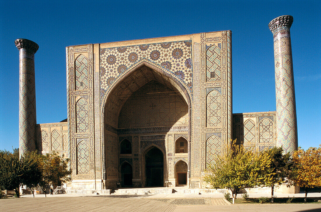Oulough Beg medressa. Samarkand. Uzbekistan.