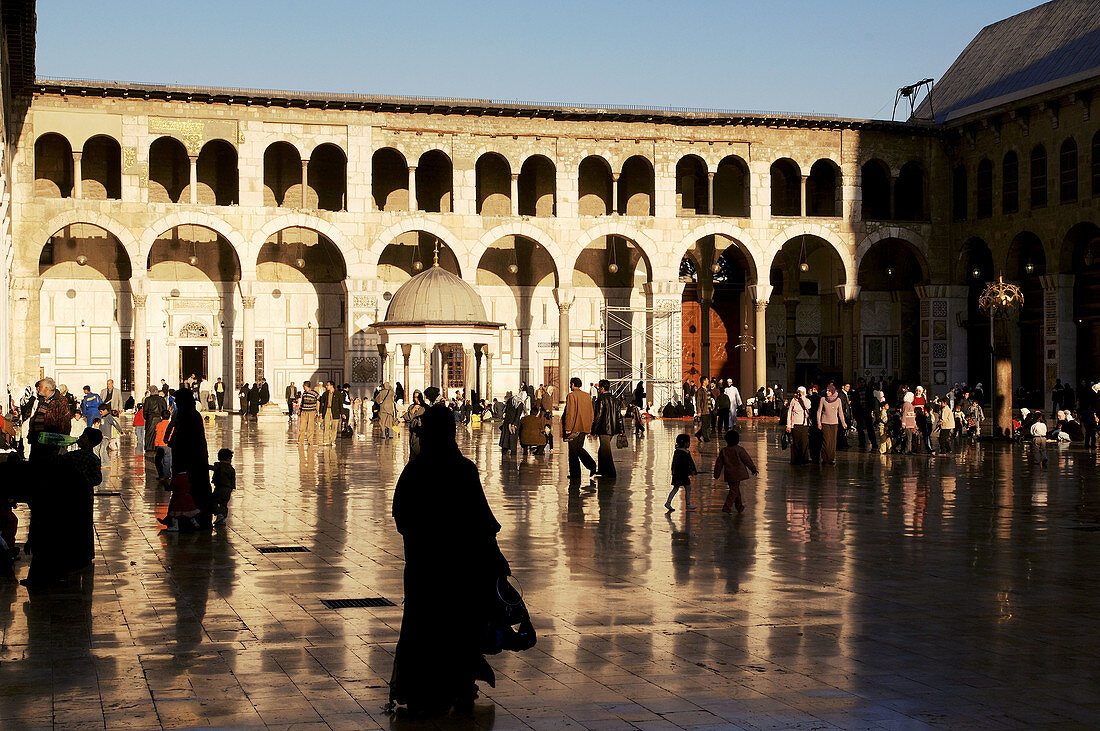 Umayyad Mosque built 705-715 by caliph Al-Walid I, Damascus. Syria