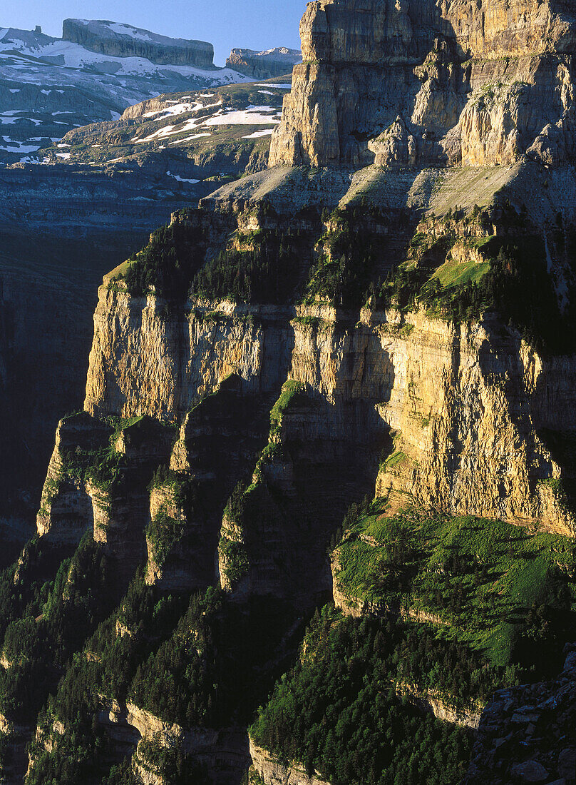 La Fraucata and Brèche de Roland. Valle de Ordesa. Huesca province. Aragon. Spain