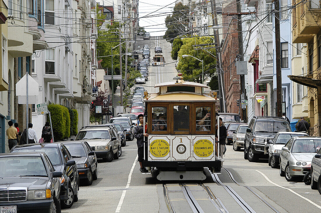 Cable car, tramway. San Francisco, California. USA.