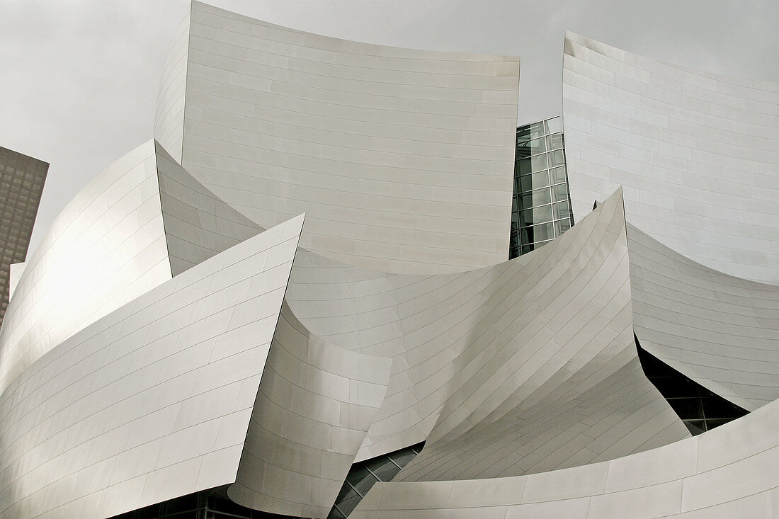 Walt Disney Concert Hall (1987-2003) by Frank Gehry. Los Angeles. USA