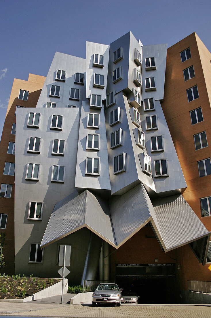 The Strata Center at MIT, by Frank Gehry. Cambridge, Massachusetts. USA.
