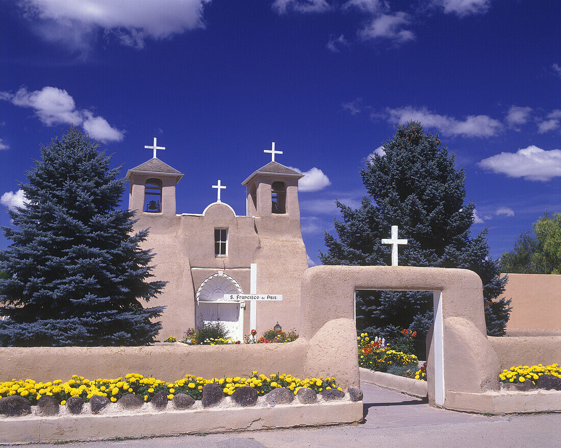 Saint francisco de asis, Taos, New mexico, USA.
