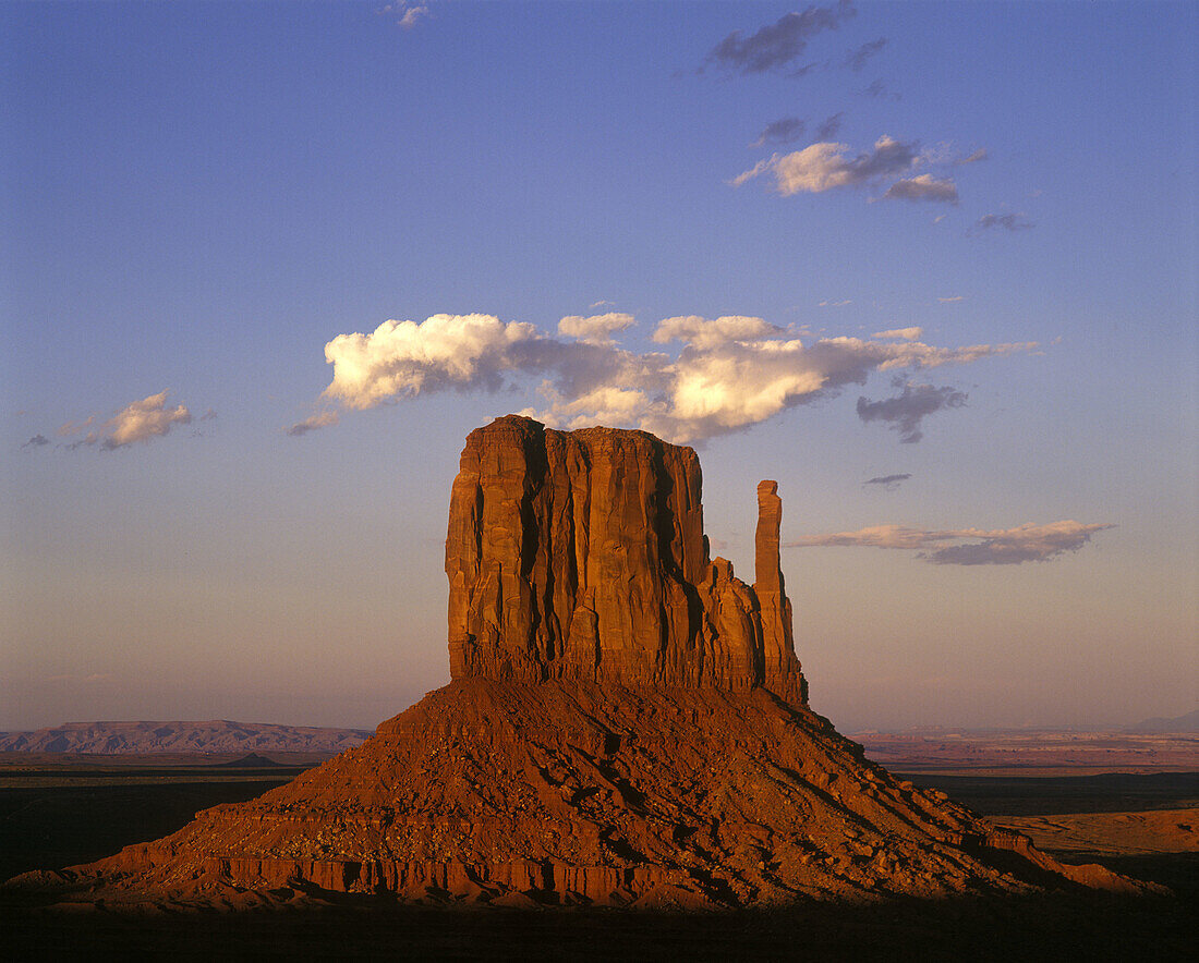 Scenic west mitten, Monument valley navajo tribal park, Arizona, USA.