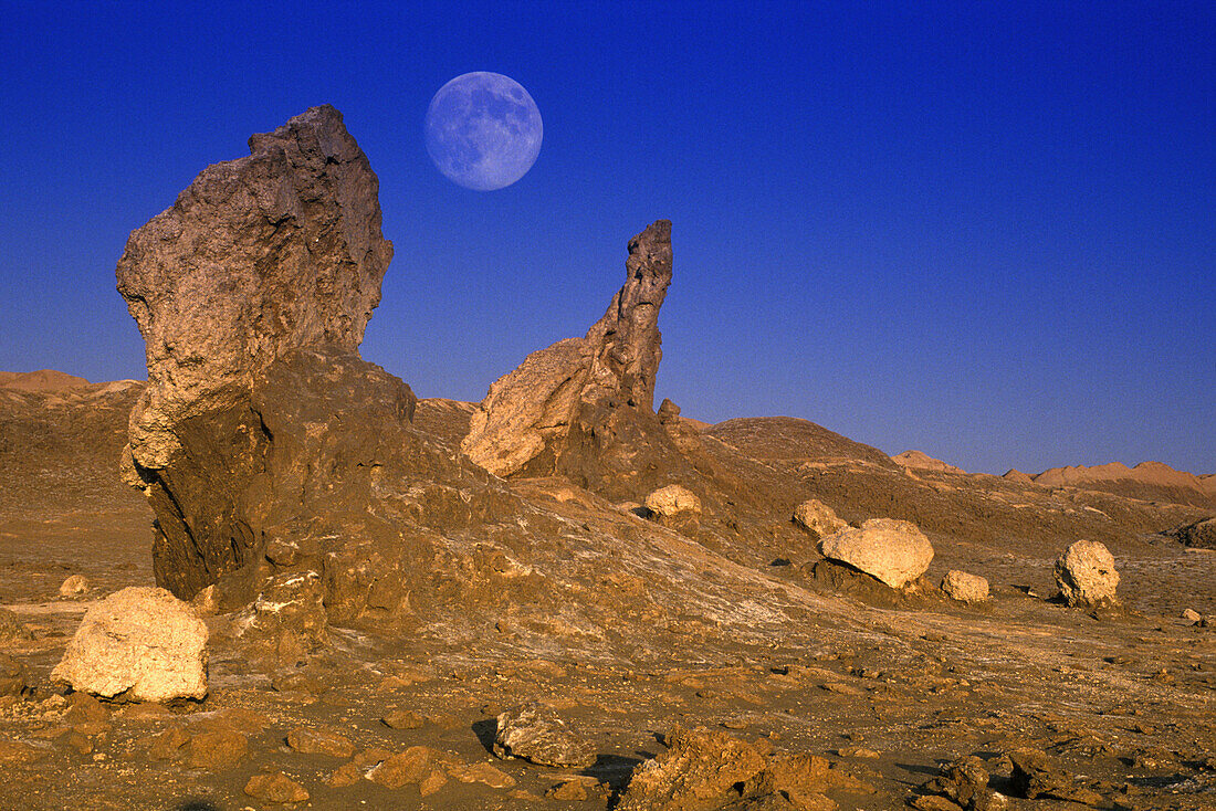 Scenic valley of the moon, Desert, Ii region, Chile.