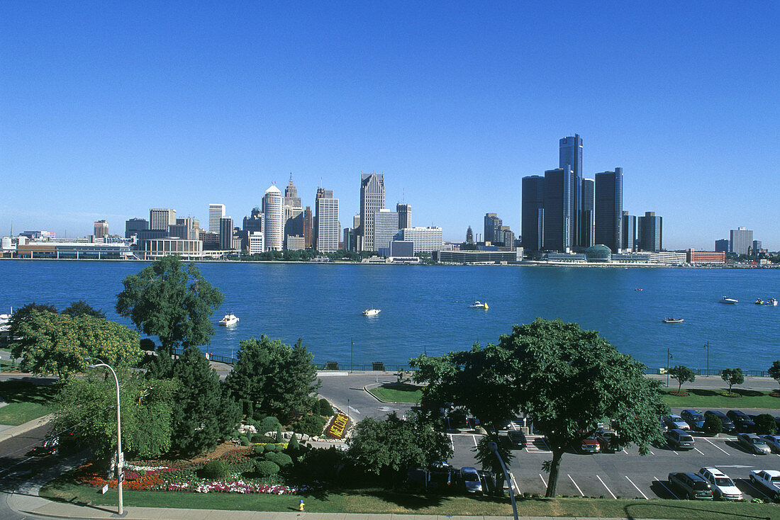 Detroit, Michigan, USA, from dieppe gardens, Windsor, Ontario, Canada.