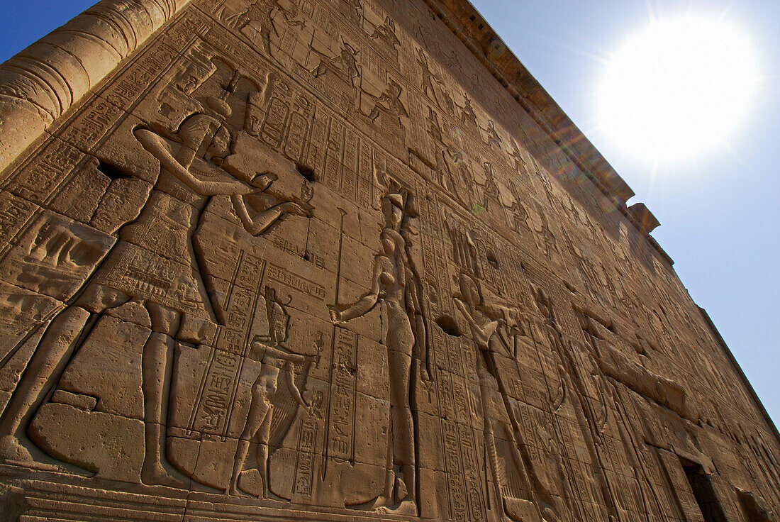 Relief am Tempel von Dendera, Ägypten, Afrika