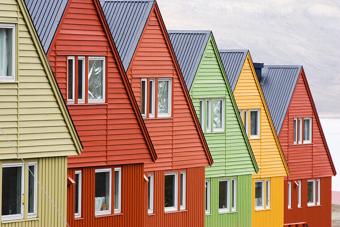 Bunte Häuser in Longyearbyen, Spitzbergen, Svalbard, Norwegen